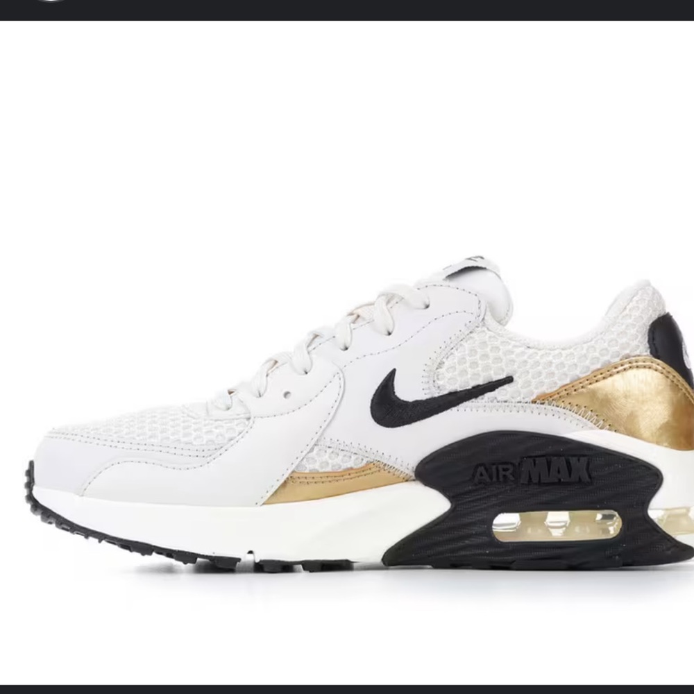 WOMEN'S NIKE AIR MAX EXCEE SNEAKERS